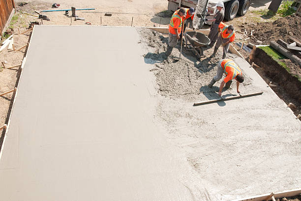 Best Commercial Concrete Services in Norwood Young America, MN